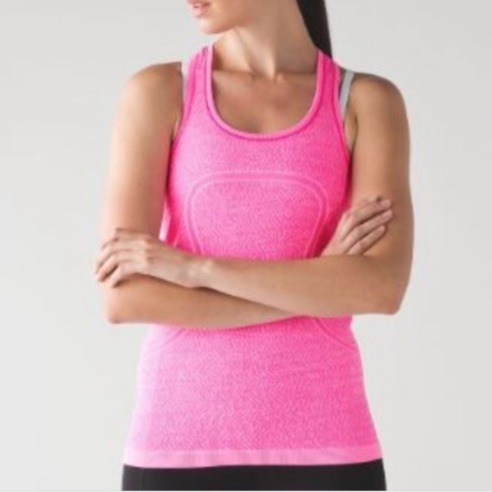 Lululemon swiftly racerback tank, size 6.